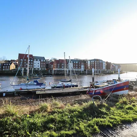Majestic * Whitby